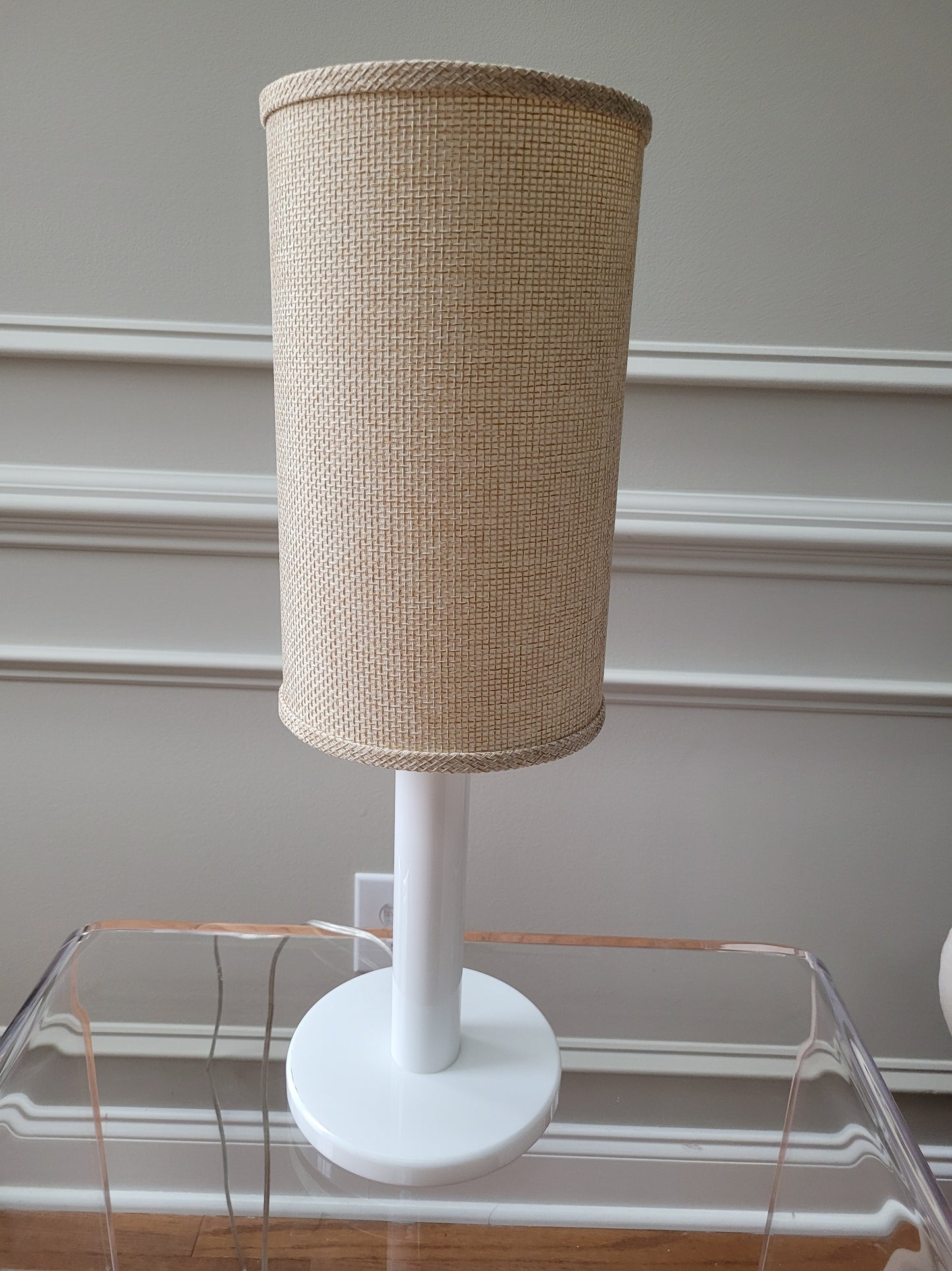 Eradu Table Lamp